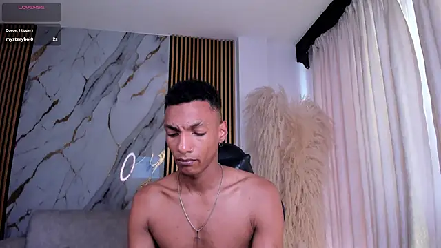 Snapshot of JulienSaint chatting on May 31, 6:09 pm JulienSaint online show from May 31, 6:09 pm