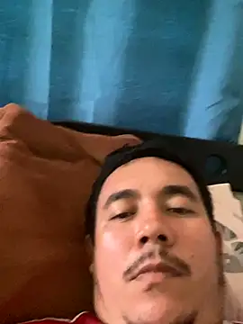 Snapshot of aldo2046 chatting on November 5, 2:06 pm aldo2046 online show from November 5, 2:06 pm