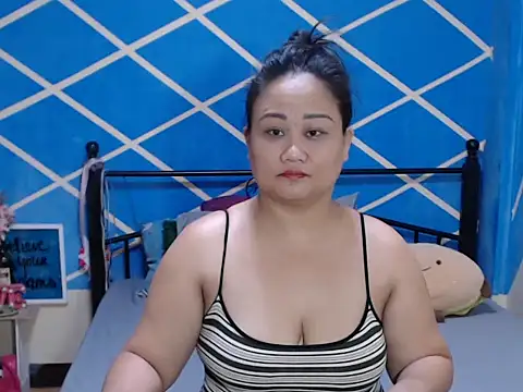 jengrey online show from September 12, 9:42 am