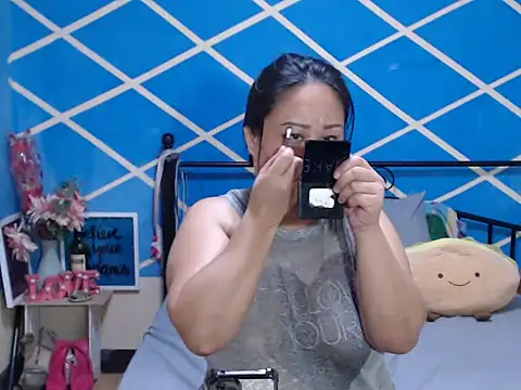 jengrey online show from September 13, 10:09 pm