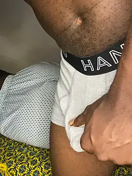 Snapshot of candospiriy chatting on March 17, 12:59 am candospiriy online show from March 17, 12:59 am