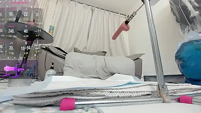 fox-yiyi online show from March 16, 11:58 am