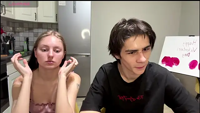 flowerscouple online show from March 14, 10:26 pm