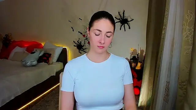 SensitiveSooul online show from October 26, 12:00 pm