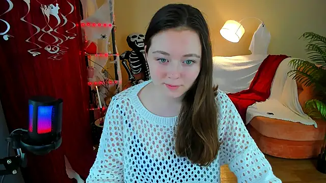 Snapshot of AlluringLookk chatting on November 3, 4:19 pm AlluringLookk online show from November 3, 4:19 pm