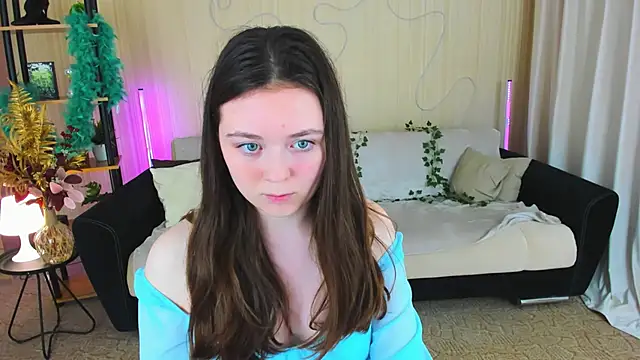 Snapshot of AlluringLookk chatting on November 28, 4:42 pm AlluringLookk online show from November 28, 4:42 pm