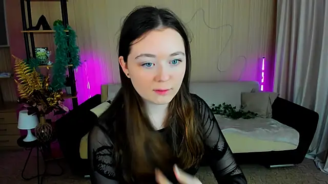 Snapshot of AlluringLookk chatting on December 5, 4:14 pm AlluringLookk online show from December 5, 4:14 pm