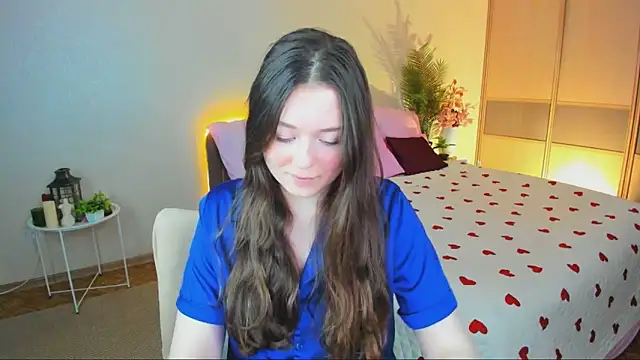 AlluringLookk online show from May 14, 4:58 pm