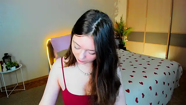 AlluringLookk online show from June 13, 8:12 am