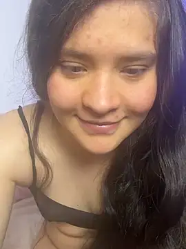 Emilyybennet  online show from November 26, 2:45 am