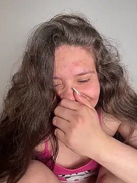 Emilyybennet  online show from June 20, 4:04 am