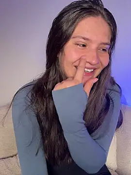 Emilyybennet  online show from June 30, 12:33 am
