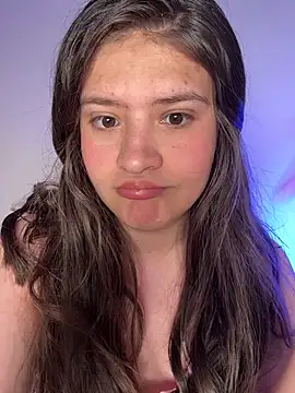 Emilyybennet  online show from July 16, 2:50 am