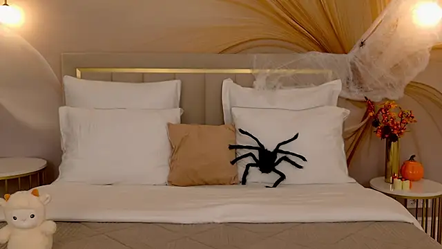 Snapshot of VanessaFields chatting on October 22, 3:12 pm VanessaFields online show from October 22, 3:12 pm