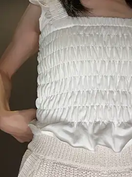 Snapshot of ms_suzuka chatting on October 9, 12:08 am ms suzuka online show from October 9, 12:08 am