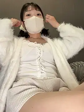 Snapshot of ms_suzuka chatting on October 16, 12:11 am ms suzuka online show from October 16, 12:11 am