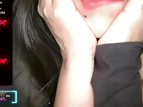 Snapshot of officialbhabhi chatting on June 5, 6:52 am officialbhabhi online show from June 5, 6:52 am
