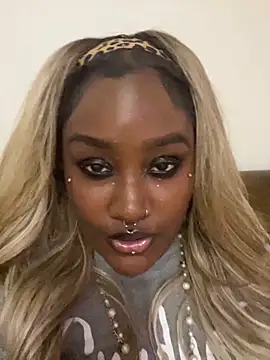 Cocomamii1 online show from November 3, 3:52 am