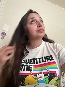 Snapshot of CharmingMaddie chatting on May 15, 5:42 pm CharmingMaddie online show from May 15, 5:42 pm