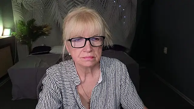 Snapshot of Sabina_Ros chatting on November 3, 7:20 am Sabina Ros online show from November 3, 7:20 am