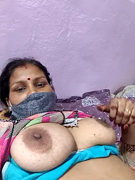 Love-pari077 online show from October 22, 3:12 pm