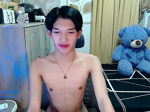 Snapshot of fuckerfriendsxx chatting on July 25, 8:34 am fuckerfriendsxx online show from July 25, 8:34 am
