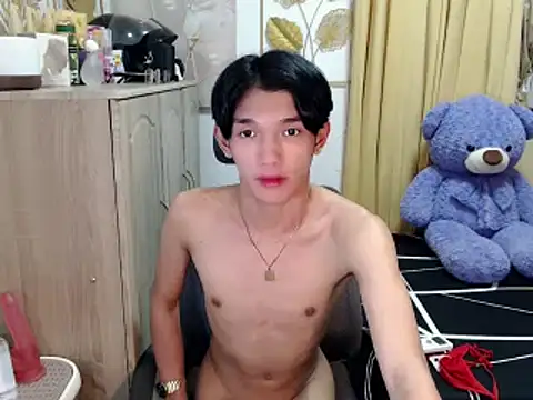 Snapshot of fuckerfriendsxx chatting on July 28, 12:48 pm fuckerfriendsxx online show from July 28, 12:48 pm