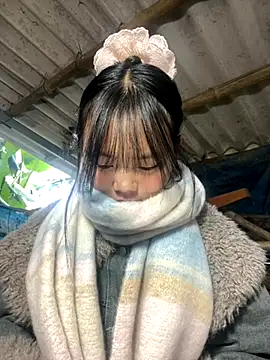 Snapshot of AdamLazis chatting on November 28, 12:46 am AdamLazis online show from November 28, 12:46 am