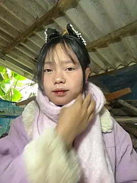 Snapshot of AdamLazis chatting on December 15, 12:37 am AdamLazis online show from December 15, 12:37 am