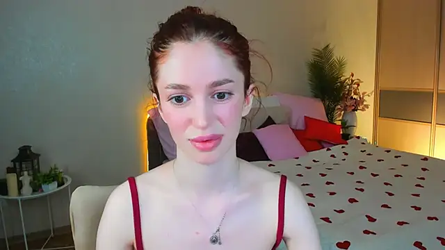 Snapshot of ChristinaConteeree chatting on May 15, 5:09 pm ChristinaConteeree online show from May 15, 5:09 pm