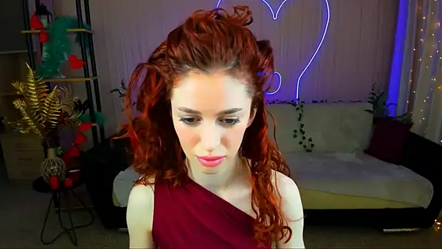 Snapshot of ChristinaConteeree chatting on May 21, 4:25 pm ChristinaConteeree online show from May 21, 4:25 pm