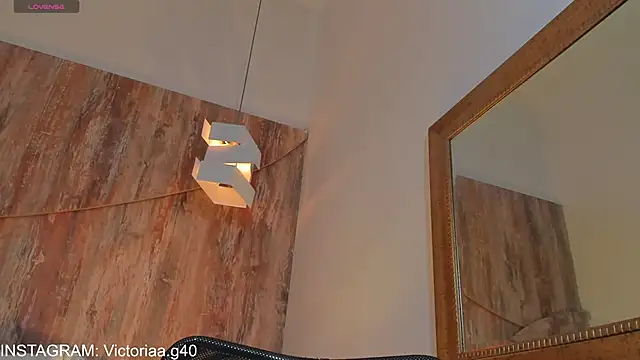 victoria giraldo online show from November 9, 3:05 am