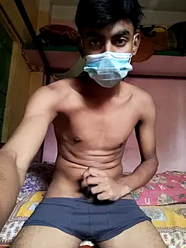 broken2005 online show from March 12, 9:04 am