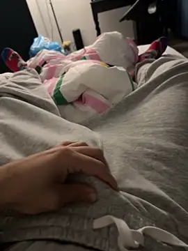 Snapshot of Frankieyyy1 chatting on November 25, 11:16 pm Frankieyyy1 online show from November 25, 11:16 pm