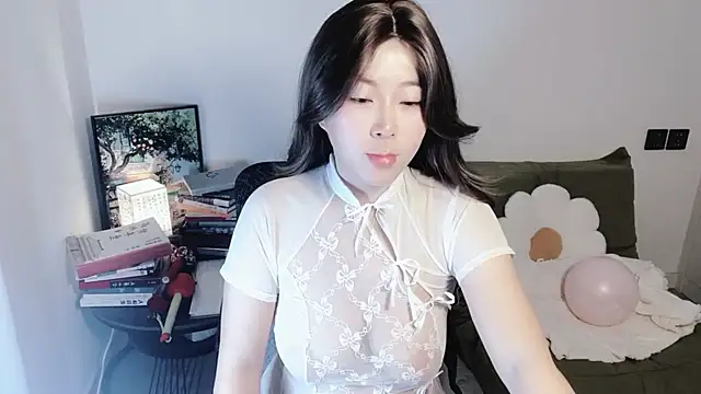 Emmaq996 online show from November 7, 2:55 am