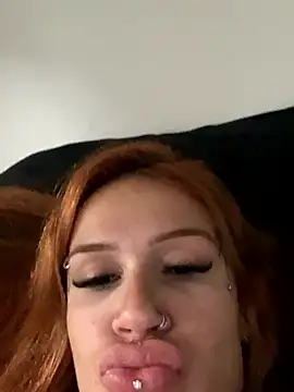 Snapshot of sereiaruiva99 chatting on February 17, 6:25 pm sereiaruiva99 online show from February 17, 6:25 pm