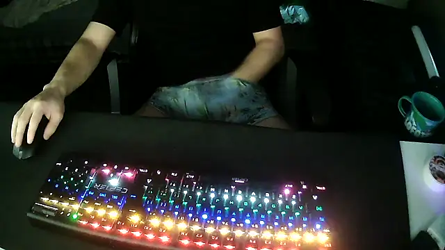 solooboy18 online show from September 21, 4:41 pm