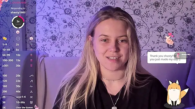 Snapshot of AngelAnty chatting on December 15, 2:10 pm AngelAnty online show from December 15, 2:10 pm