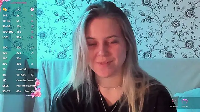 Snapshot of AngelAnty chatting on January 15, 2:10 pm AngelAnty online show from January 15, 2:10 pm