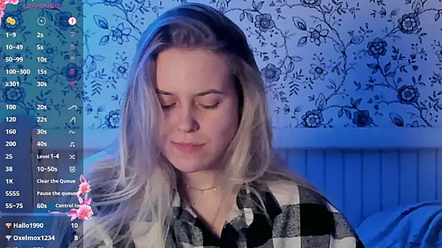 Snapshot of AngelAnty chatting on February 7, 3:27 pm AngelAnty online show from February 7, 3:27 pm