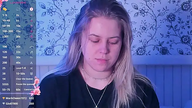 Snapshot of AngelAnty chatting on February 23, 3:20 pm AngelAnty online show from February 23, 3:20 pm