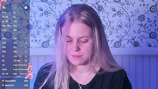 Snapshot of AngelAnty chatting on March 13, 5:41 pm AngelAnty online show from March 13, 5:41 pm