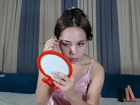 Snapshot of Jadehotcum chatting on June 15, 1:35 pm Jadehotcum online show from June 15, 1:35 pm