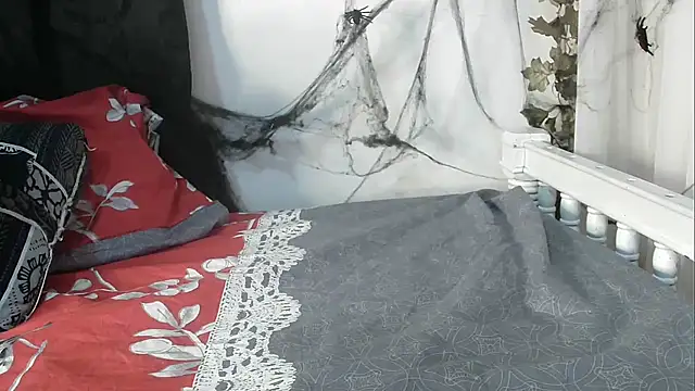 angelainparis28 online show from October 24, 1:03 am