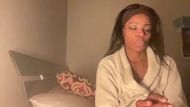 Peachyz69 online show from February 15, 7:16 am