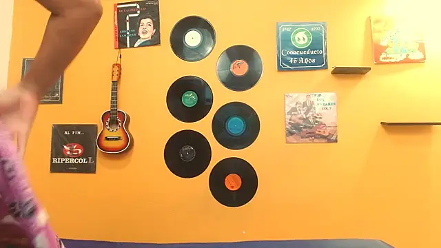 meisevil77 online show from September 11, 2:55 am