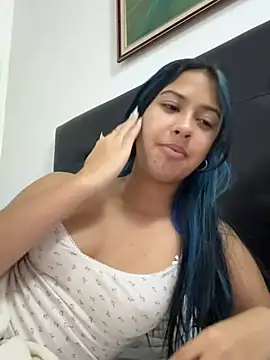 lynn9000 online show from February 19, 4:19 am