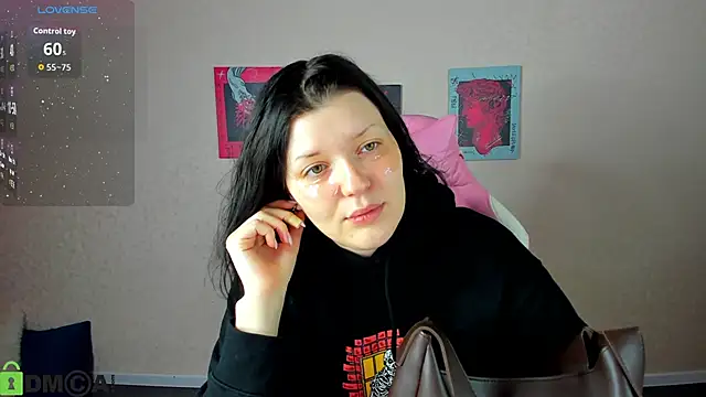 Snapshot of Michele_Greenn chatting on October 3, 1:24 am Michele Greenn online show from October 3, 1:24 am