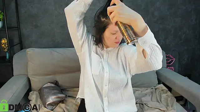 Snapshot of Michele_Greenn chatting on October 13, 1:16 am Michele Greenn online show from October 13, 1:16 am