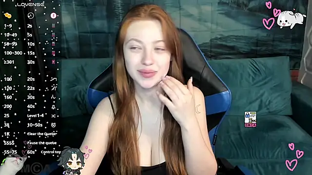 Snapshot of AmourLily chatting on May 16, 10:36 am AmourLily online show from May 16, 10:36 am